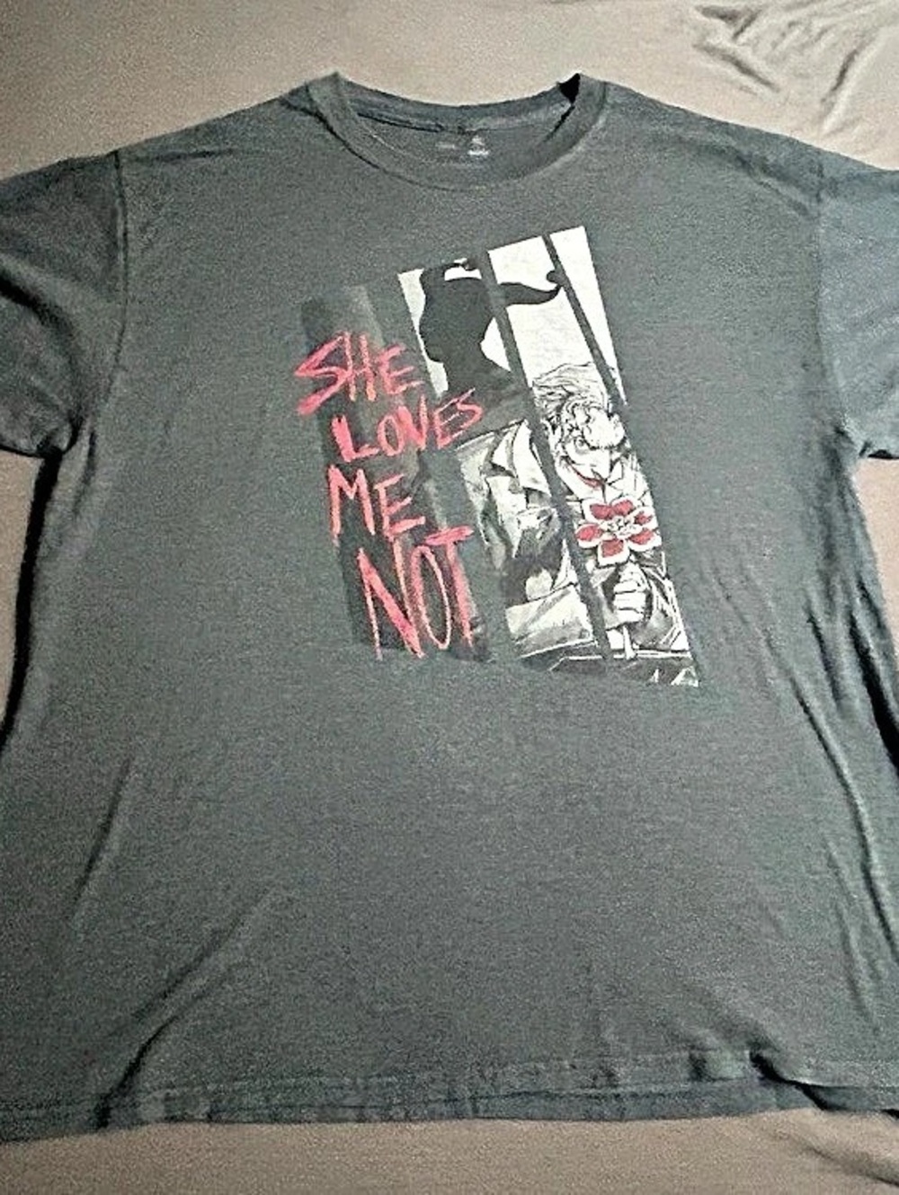 Joker Batman Graphic Tee "She Loves Me Not" DC Comics XL